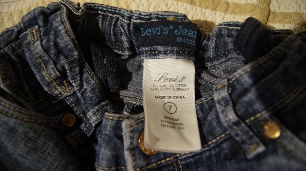 spodnie jeans dżinsowe Levis r 128