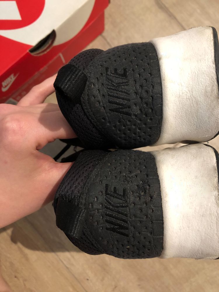 Buty Nike air max thea