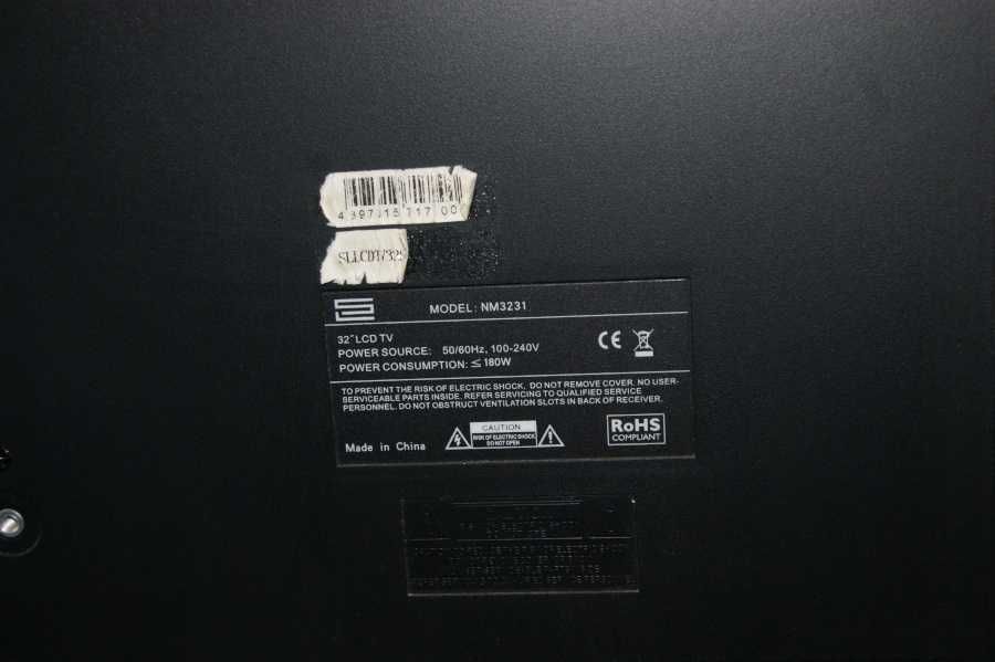 Telewizor LCD 32" model NM3231 z pilotem działa w 80%