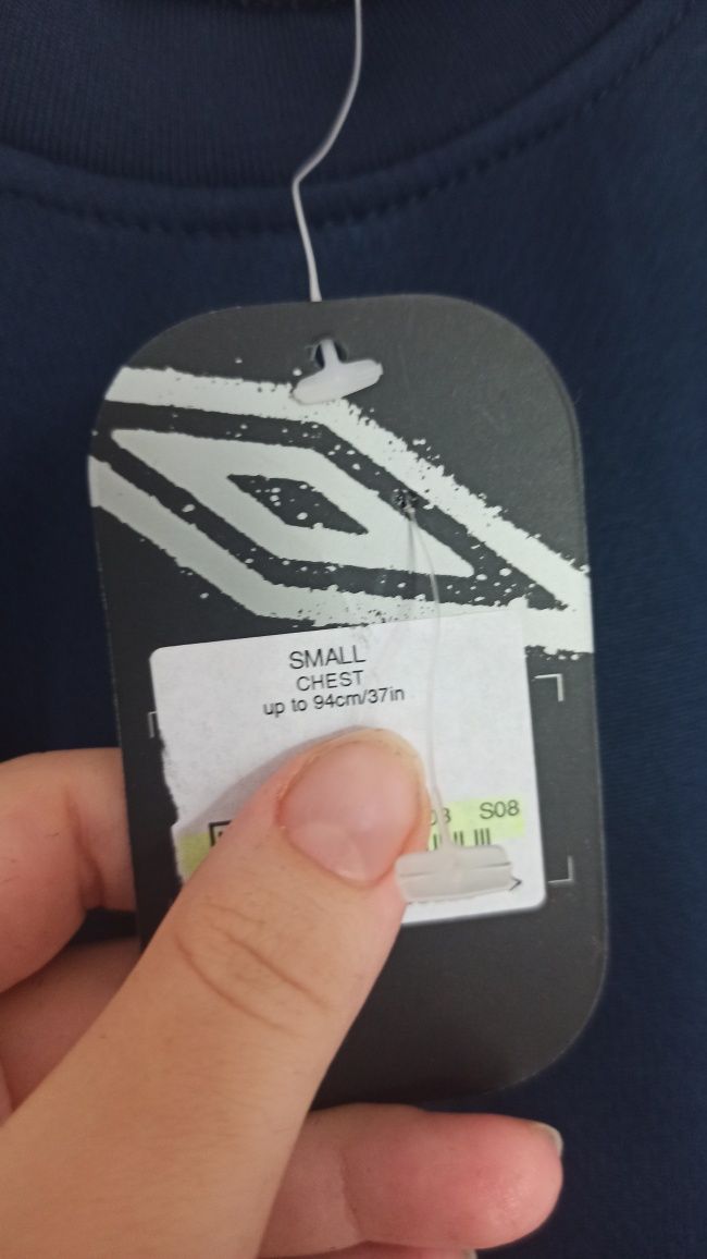 Nowa koszulka UMBRO rozmiar S chlopiec