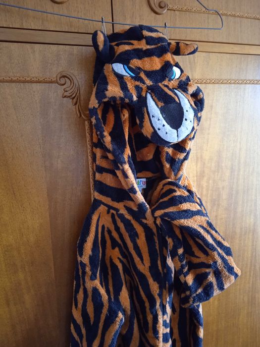 Tygrys r.9/10; strój, przebranie, kostium, polar, rysunek wymiarow