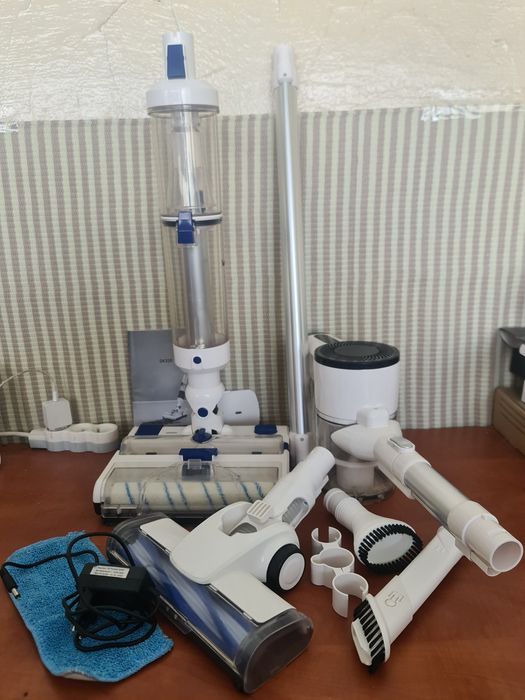 Odkurzacz akumulatorowy bezprzewodowy bezworkowy pionowy mopujący