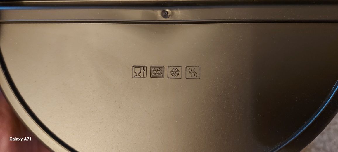 NOWE Nietłukące się, dzielone talerze obiadowe 23 cm, z 3 przegródkami