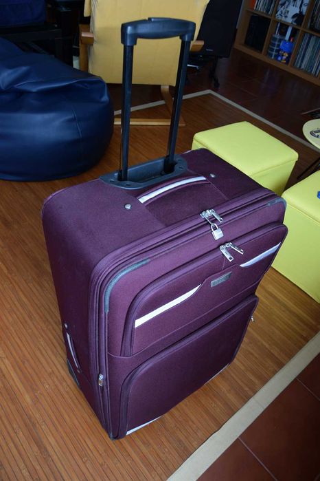 Mala de Viagem Trolley Roxo 75cm
