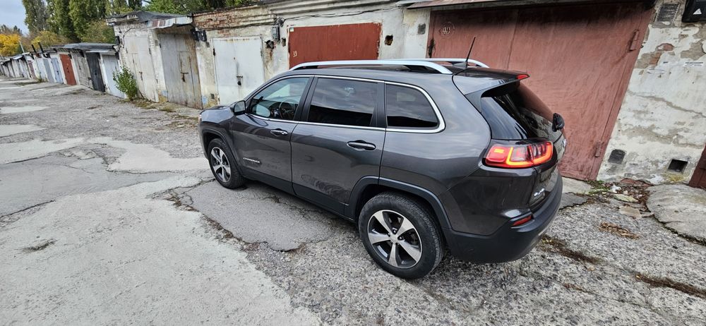 Jeep Cherokee 2019 3.2