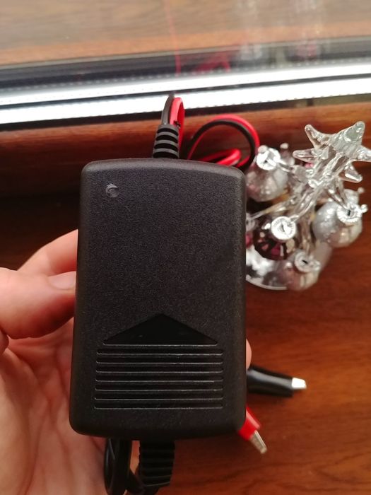 Зарядний пристрій 12V 1000mA для  акумуляторів
 зар