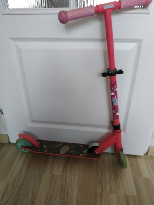 Hulajnoga dla dziewczynki