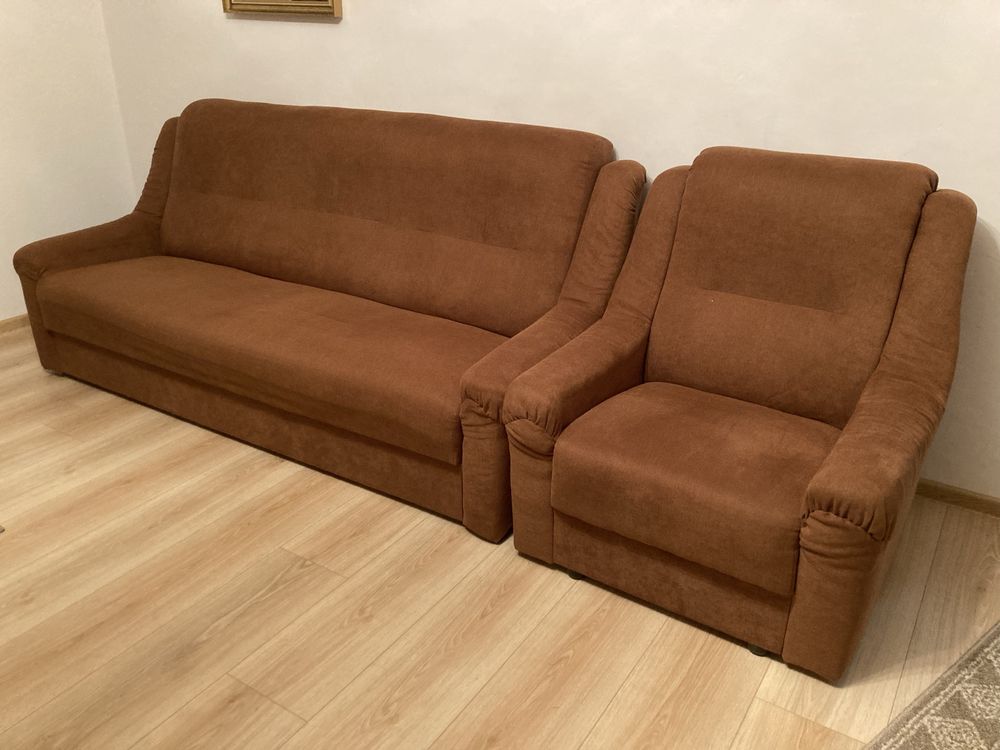 Zestaw wypoczynkowy, kanapa + 2 fotele, stan bardzo dobry