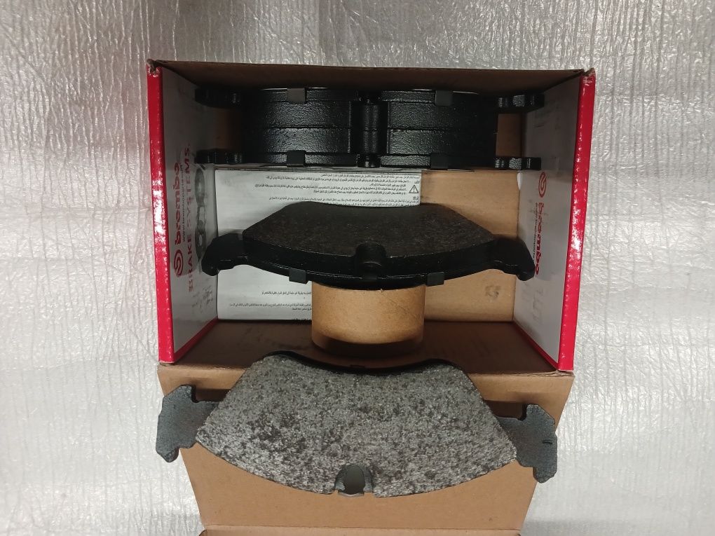 Brembo тормозні колодки