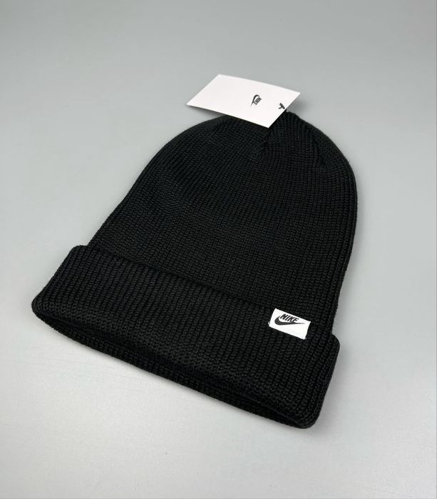 Шапка Nike Sportswear Beanie Cuffed Futura Новая Оригинал