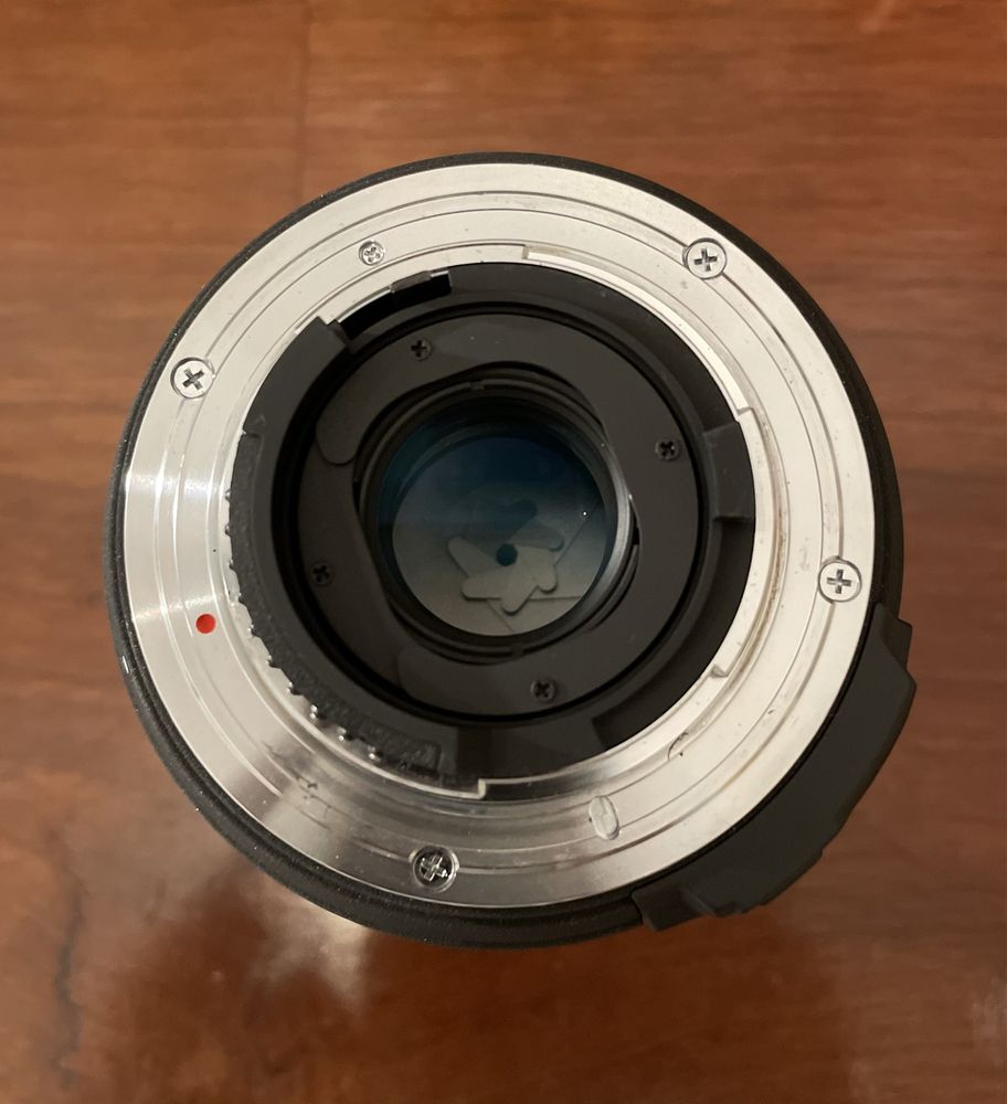 Lente Sigma NOVA 10mm F2.8 EX DC Fisheye