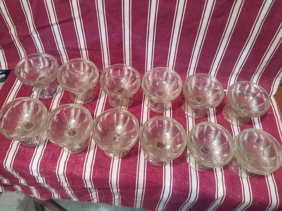 conjunto de 12 taças de vidro para sobremesa