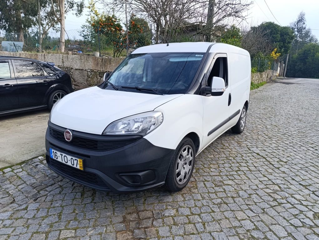 Fiat Doblo 1.6 MultiJet 120cv 3 lugares