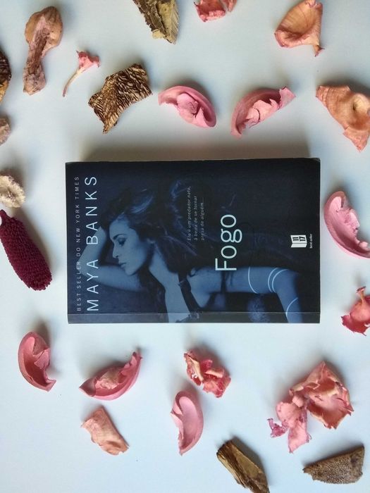 Fogo - Maya Banks - romance erótico