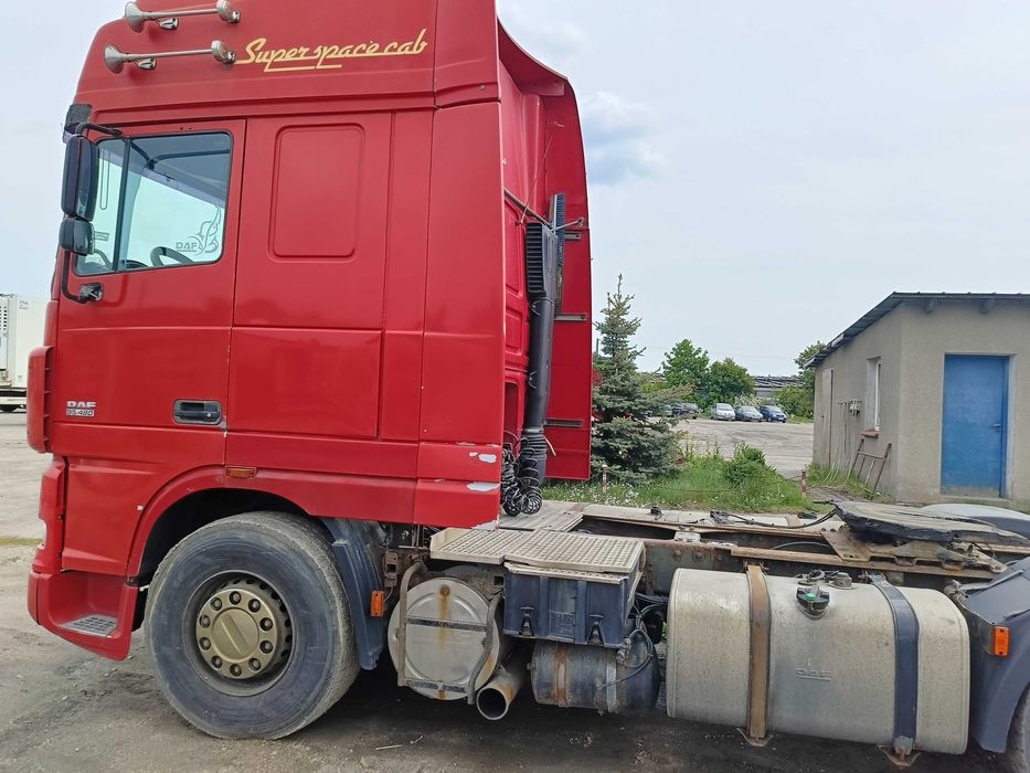 ciągnik siodłowy DAF 95 2005r.