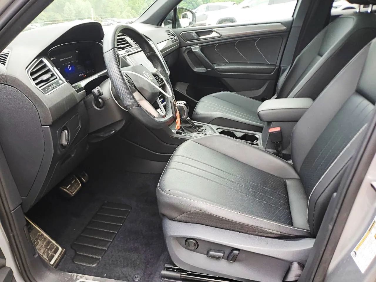 Volkswagen Tiguan 2.0L AWD Automat R-Line