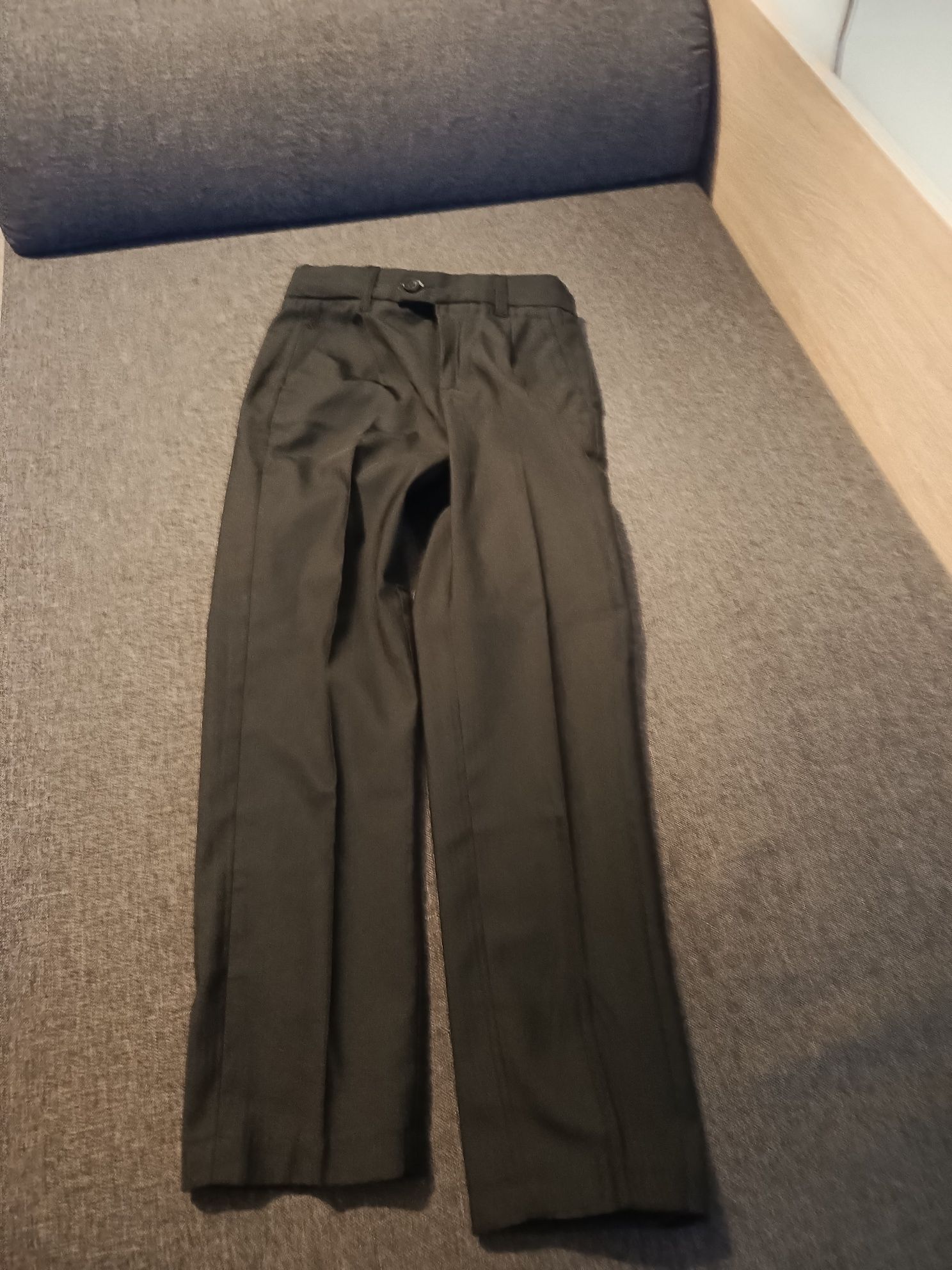 Spodnie eleganckie rozmiar 122-128