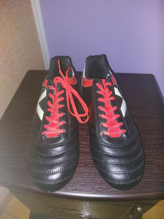 Бутси футбольні нові