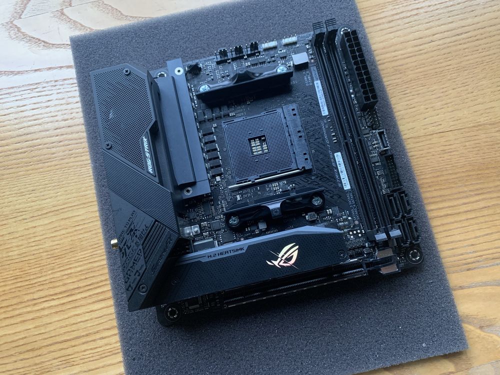 Asus STRIX B550-I Gaming AM4 PCI-E4.0 ITX