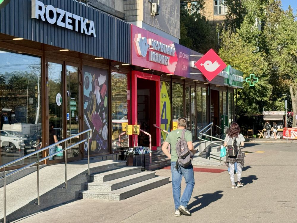Продам магазин, ФАСАД, Голосіївський пр-т, ТРАФІК, орендар