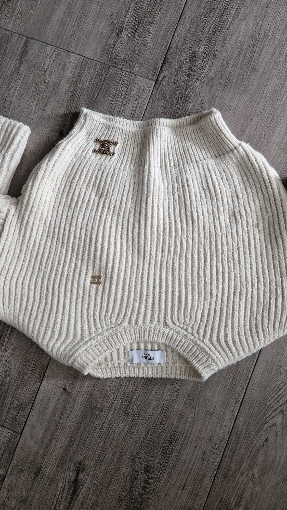 Sweter Celine nietoperz