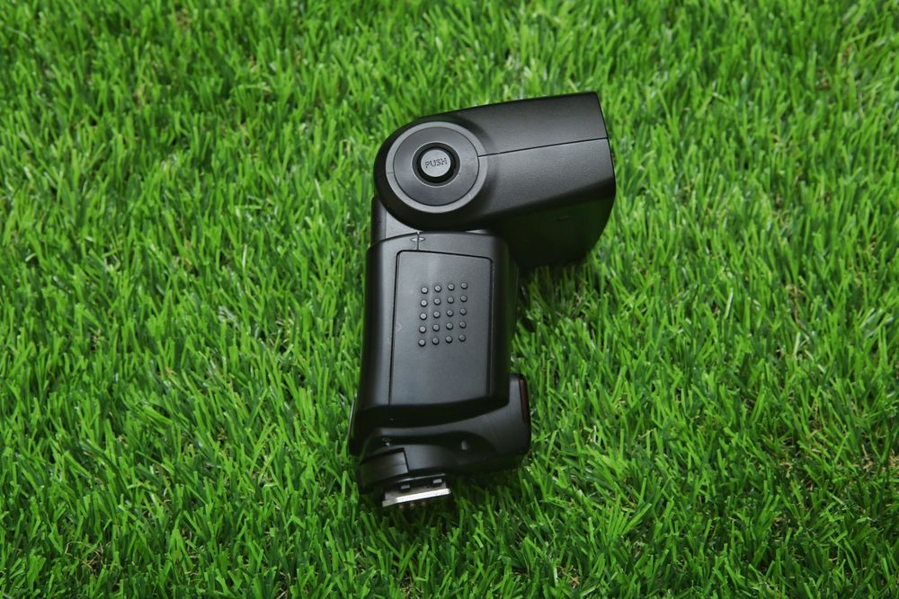 ЧУДНАЯ! Canon Speedlite 430 EX II + Чехол !