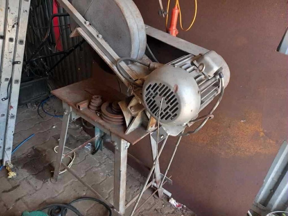 Przecinarka stołowa do metalu – solidna, przemysłowa