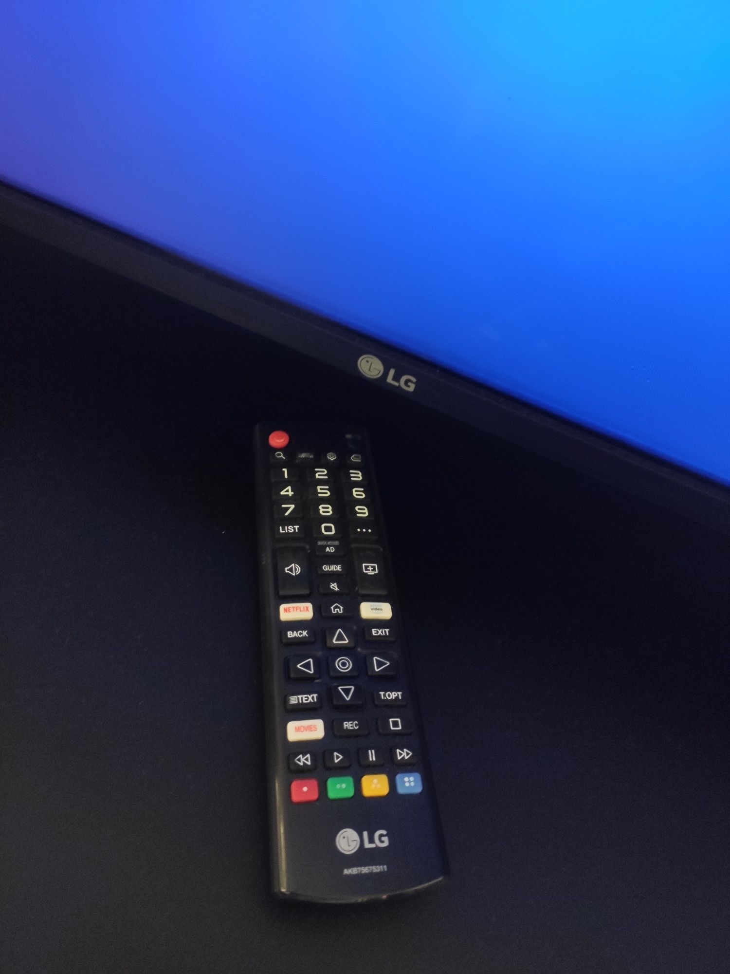 Tv LG 42'' 4k smartv