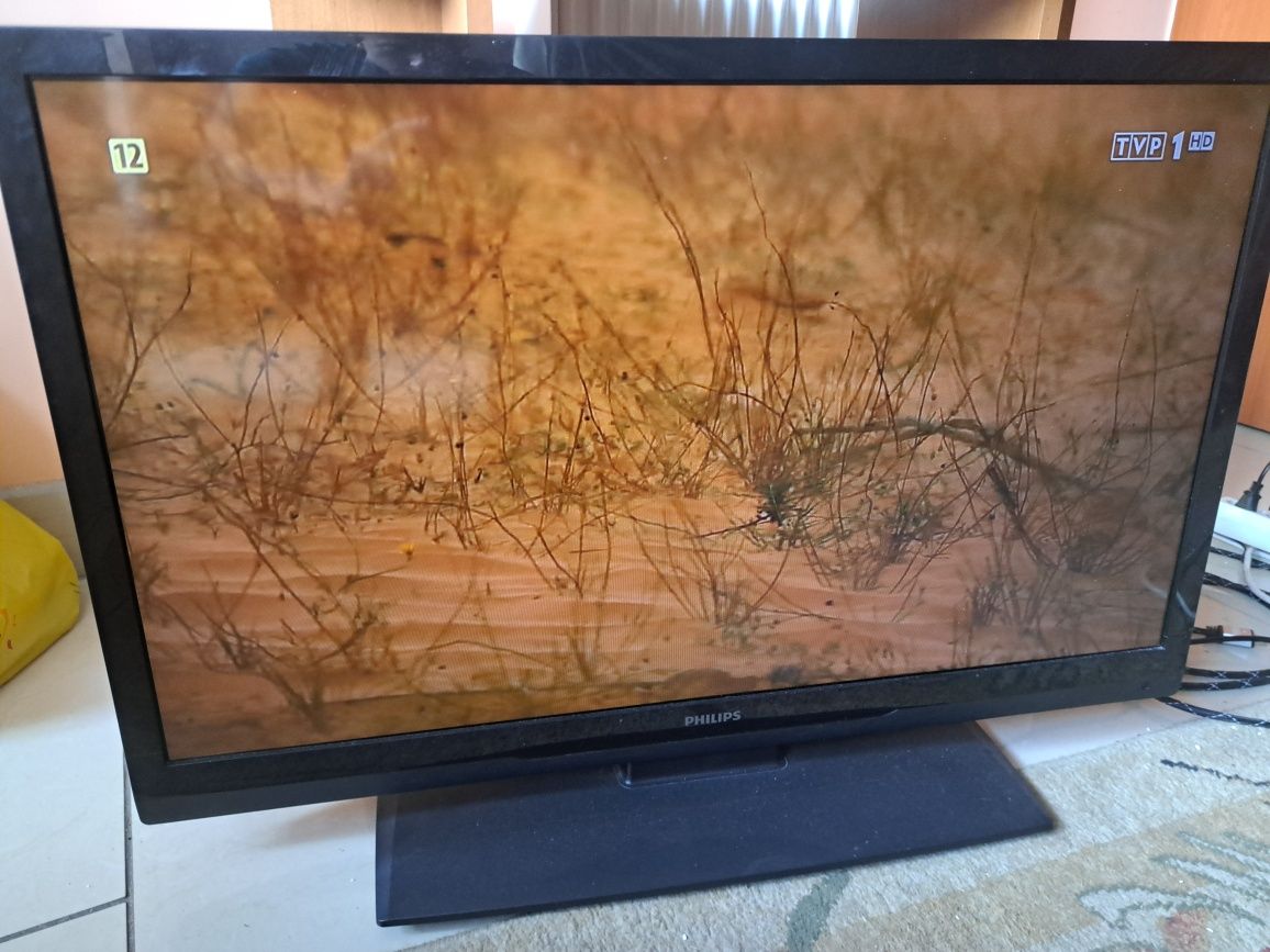 Telewizor Philips 32 cale z pilotem