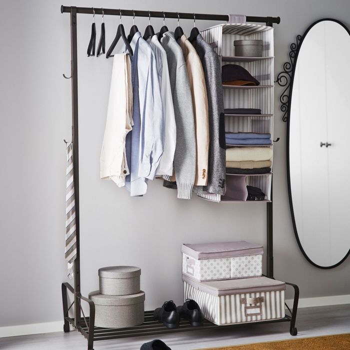 Wieszak stojący Ikea Portis Loft czarny metalowy na ubrania butik itp