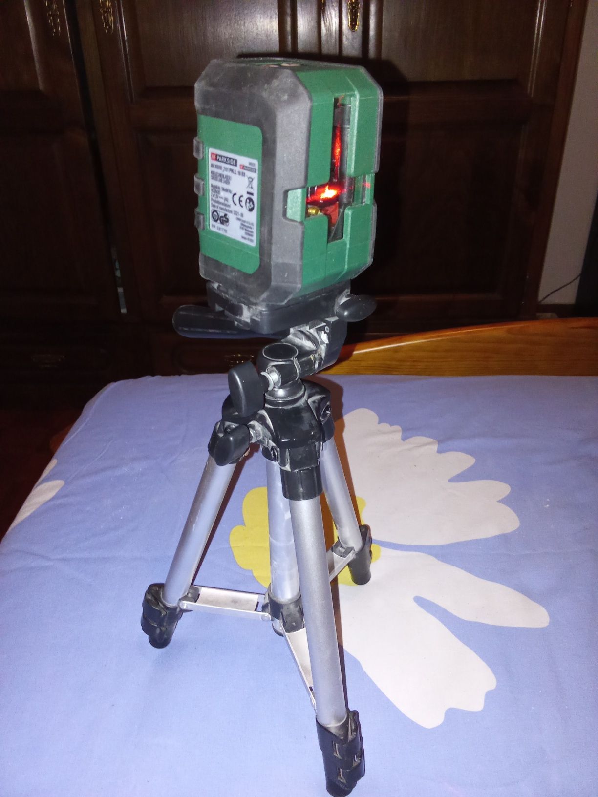 Lazer de nível e de prumo