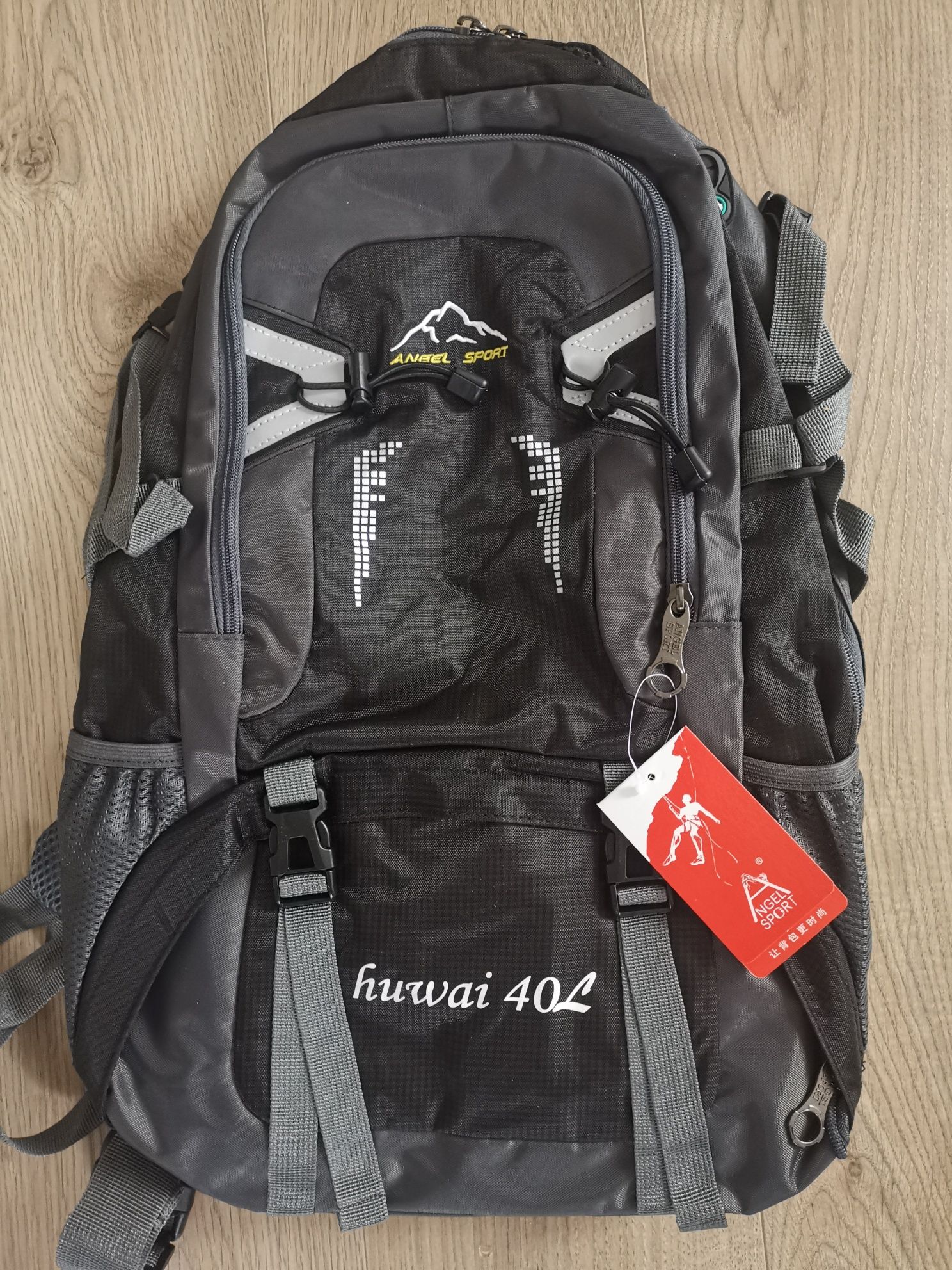 Plecak trekkingowy góry wodoszczelny turystyczny czarny sportowy 18 l