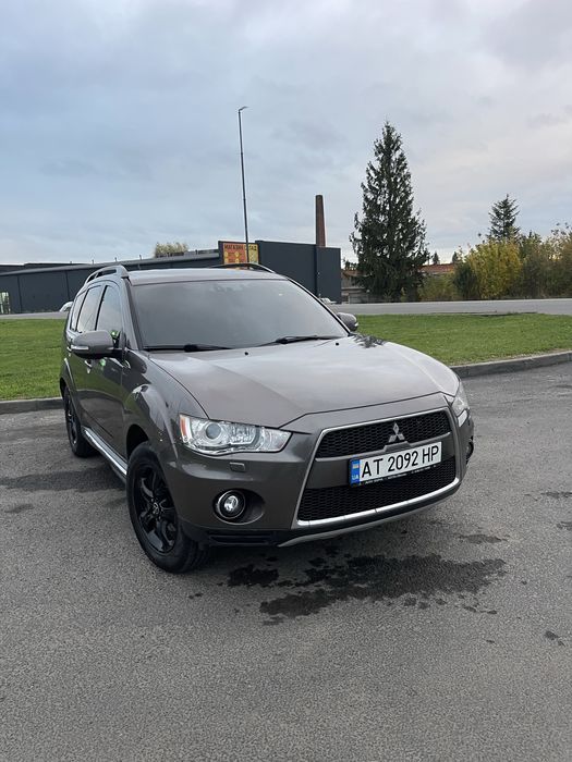 Продається молода