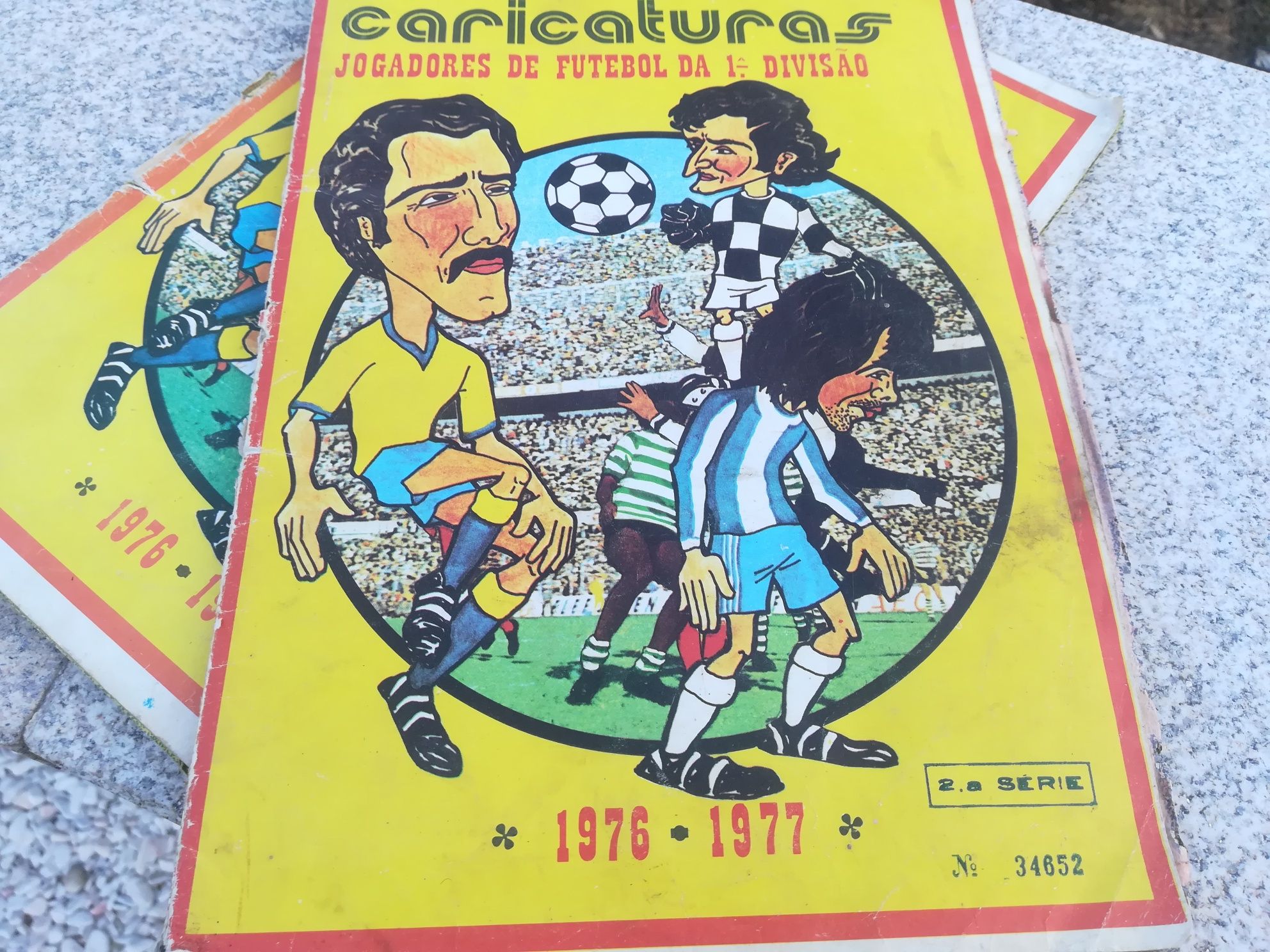 Cadernetas de cromos 1976/1977