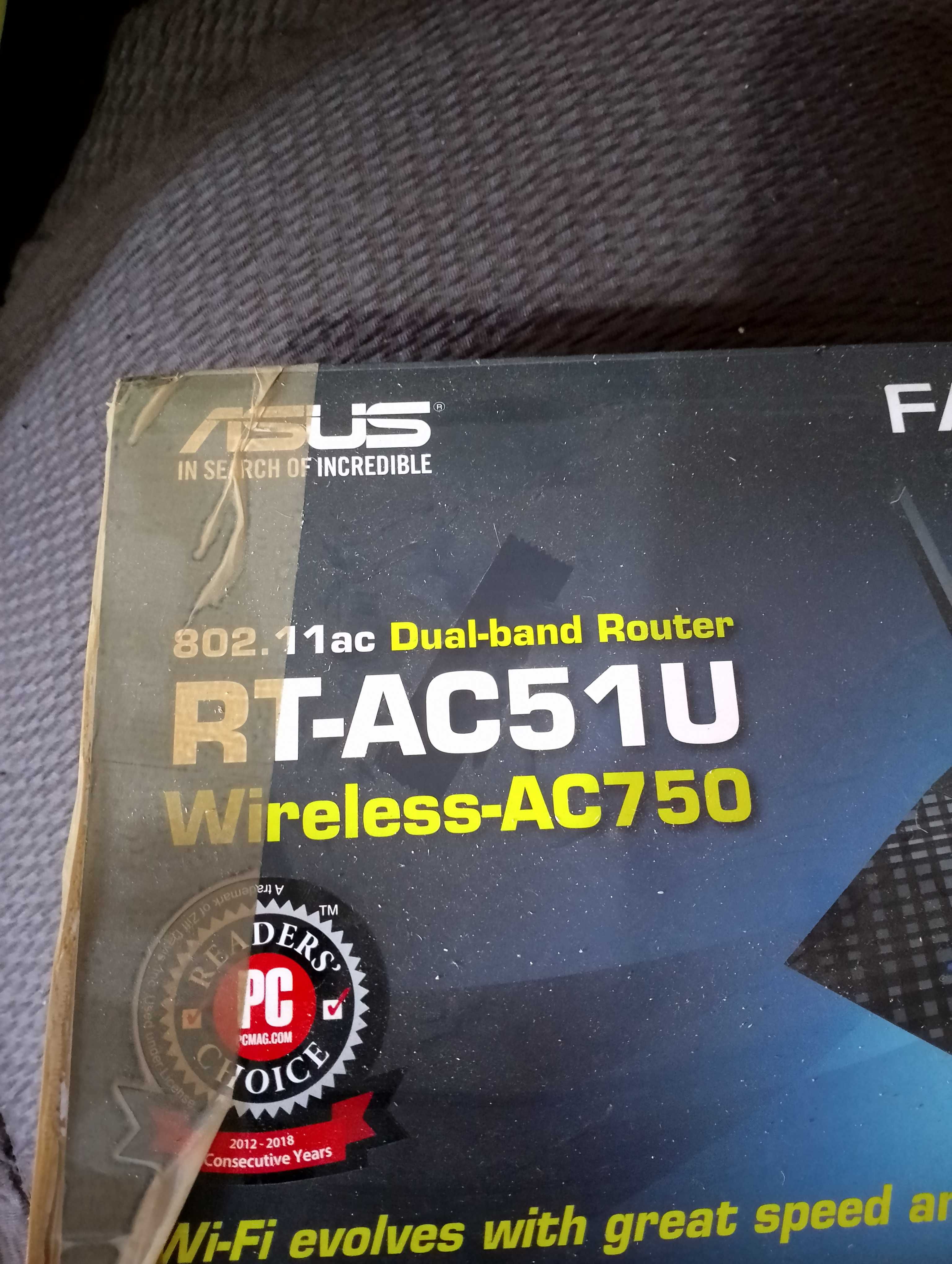 Router Asus RT-AC51U