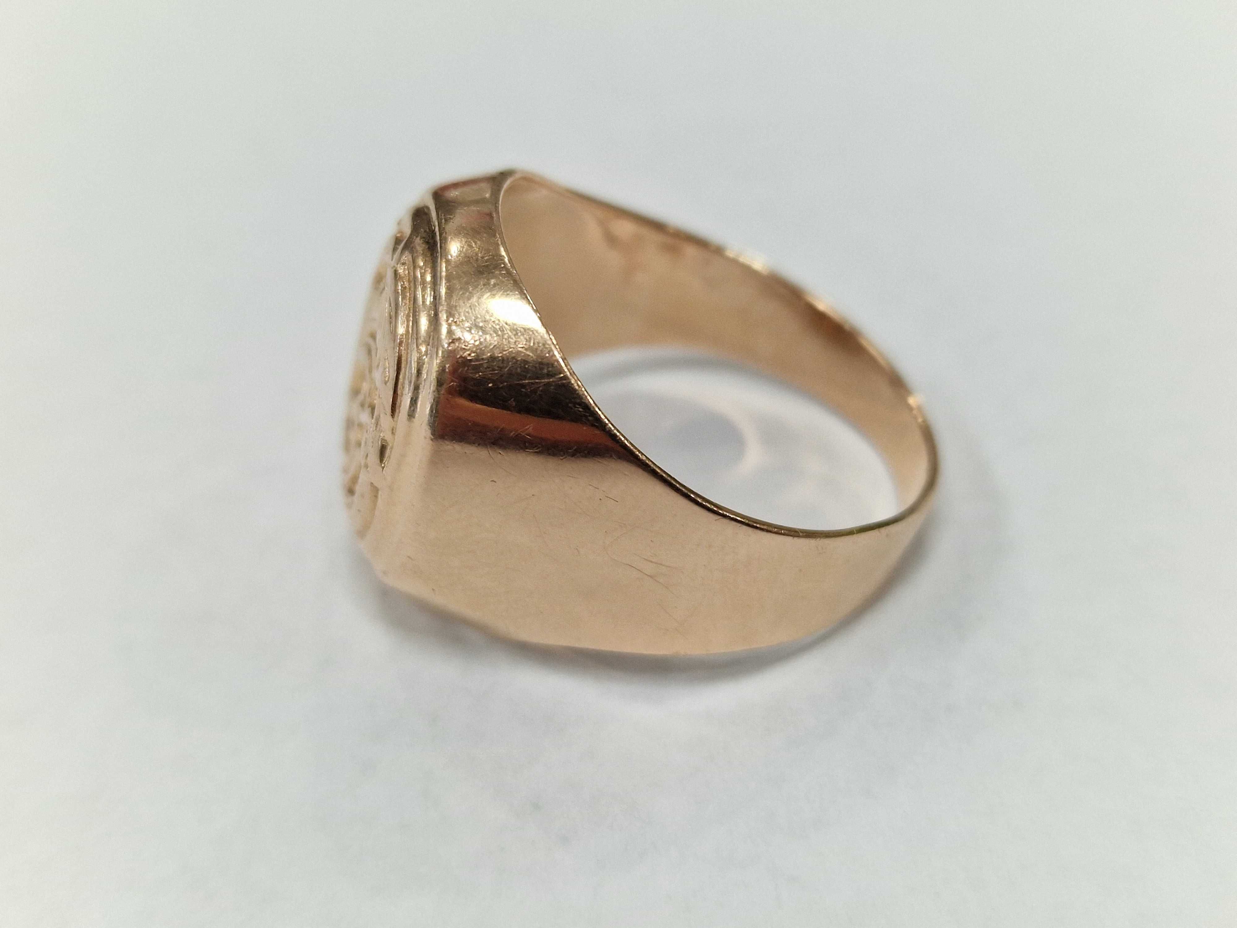 Złoty sygnet męski/ 583/ 9.38 gram/ R29/ Lite złoto/ ZSRR
