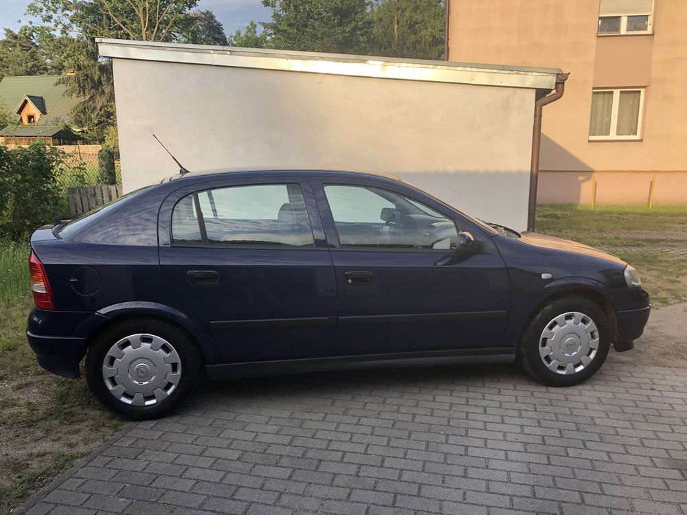 Oplel Astra II 1.2 benzyna 2004r 75km