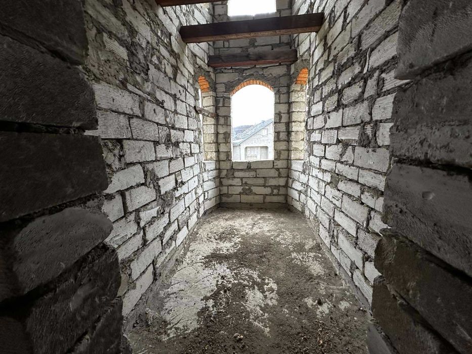 Продається будинок в с. Середнє Водяне