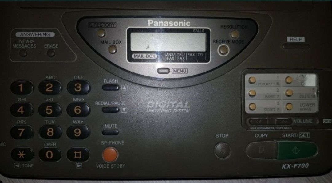 Факс Panasonic KX-F700