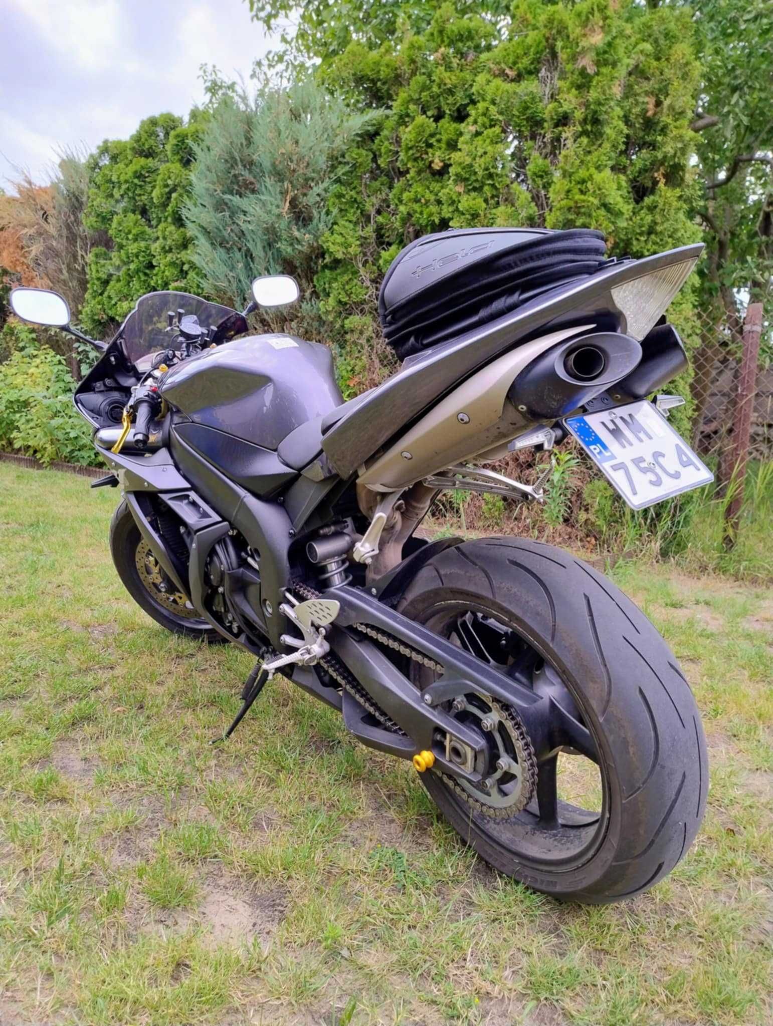 Yamaha R1 RN12 zadbana!