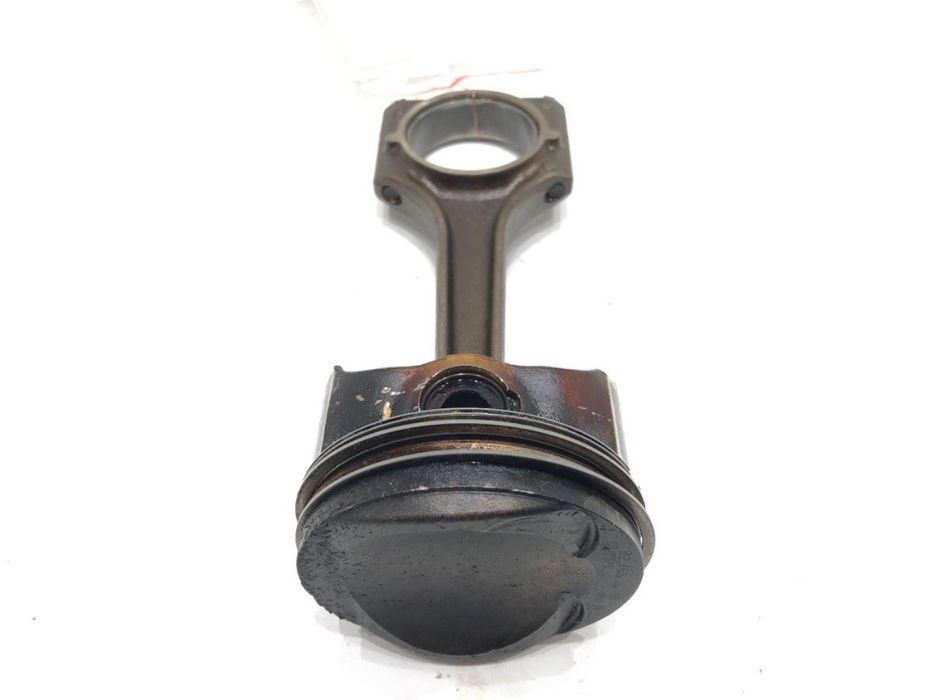 TŁOK Z KORBOWODEM - 147.00 PLN - AUDI A4 B8 Avant (8K5) 2007 - 2015 1.8 TFSI 118 kW [160 KM]