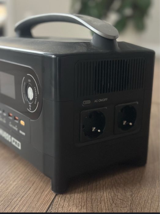 Зарядна станція NIUESS NE-700