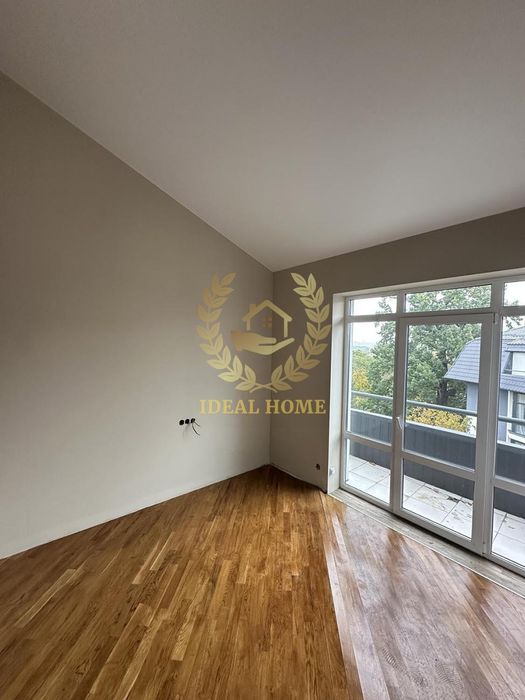 Продаж дворівневої 3к. квартири, м. Сирець