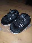 Kapcie Jordan 4 Retro Bred