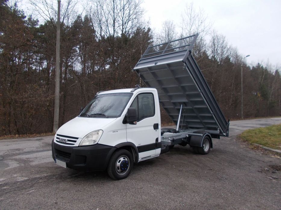 Iveco Daily 35c12  kiper 4 m, mały przebieg, full ocynk