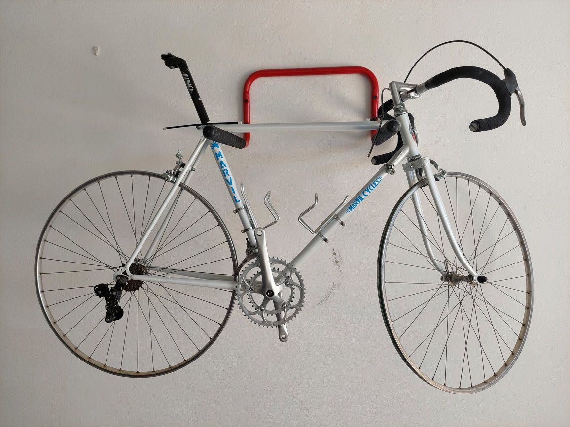 Bicicleta clássica Marvil restaurada