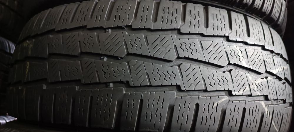 205/65 R16C 107/105T Michelin Agilis Alpin Шини б/у зима Цешка Склад