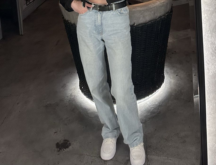 Джинсы stradivarius 32