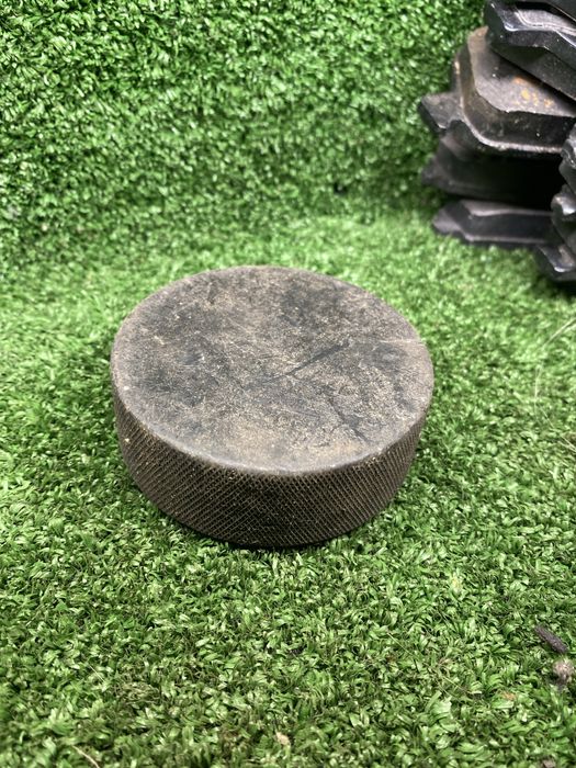 шайби резина хокейние