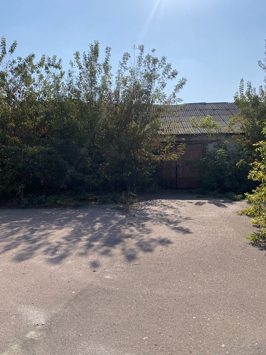 Майновий комплекс будівель 2750 м.кв